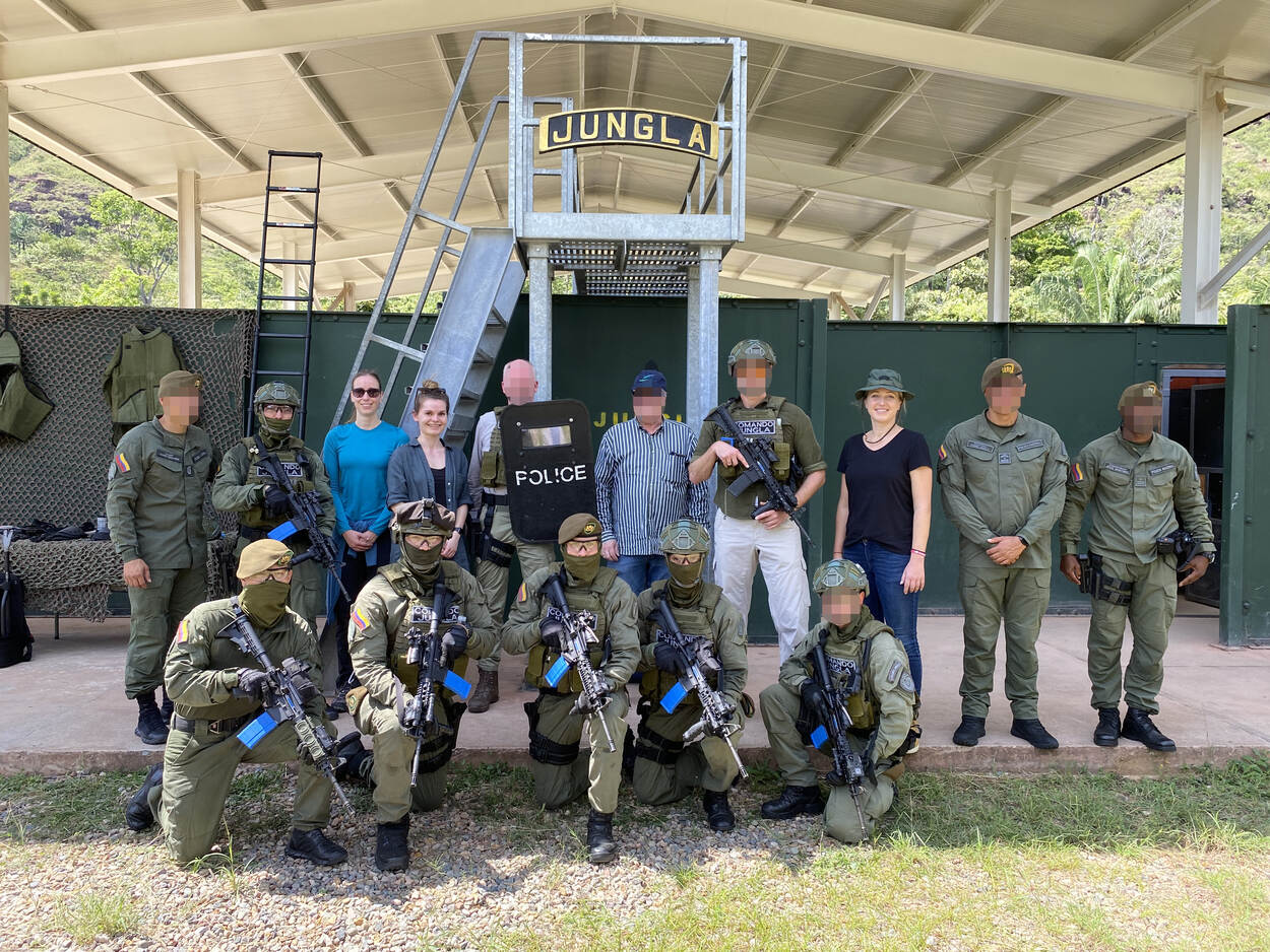 Nederlandse collega’s op bezoek in Colombia bij de Commanda Jungla.