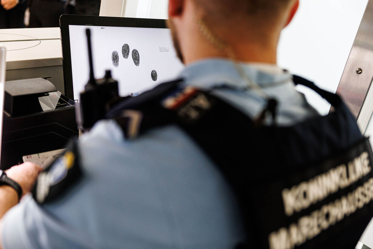 Marechaussee gebruikt EES-systeem in grensbalie