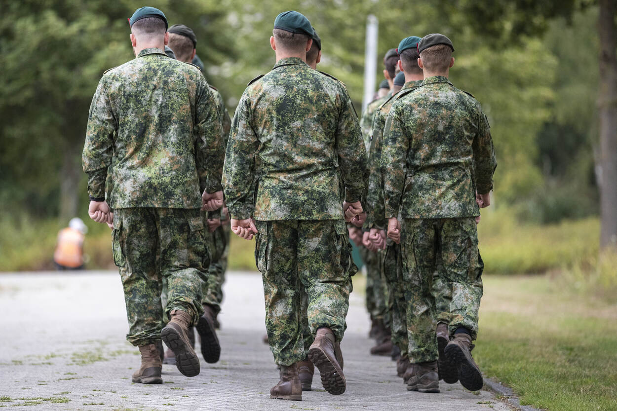Kruik zomer aanbidden Nederlands camouflagepatroon verovert straatbeeld | Materieelgezien