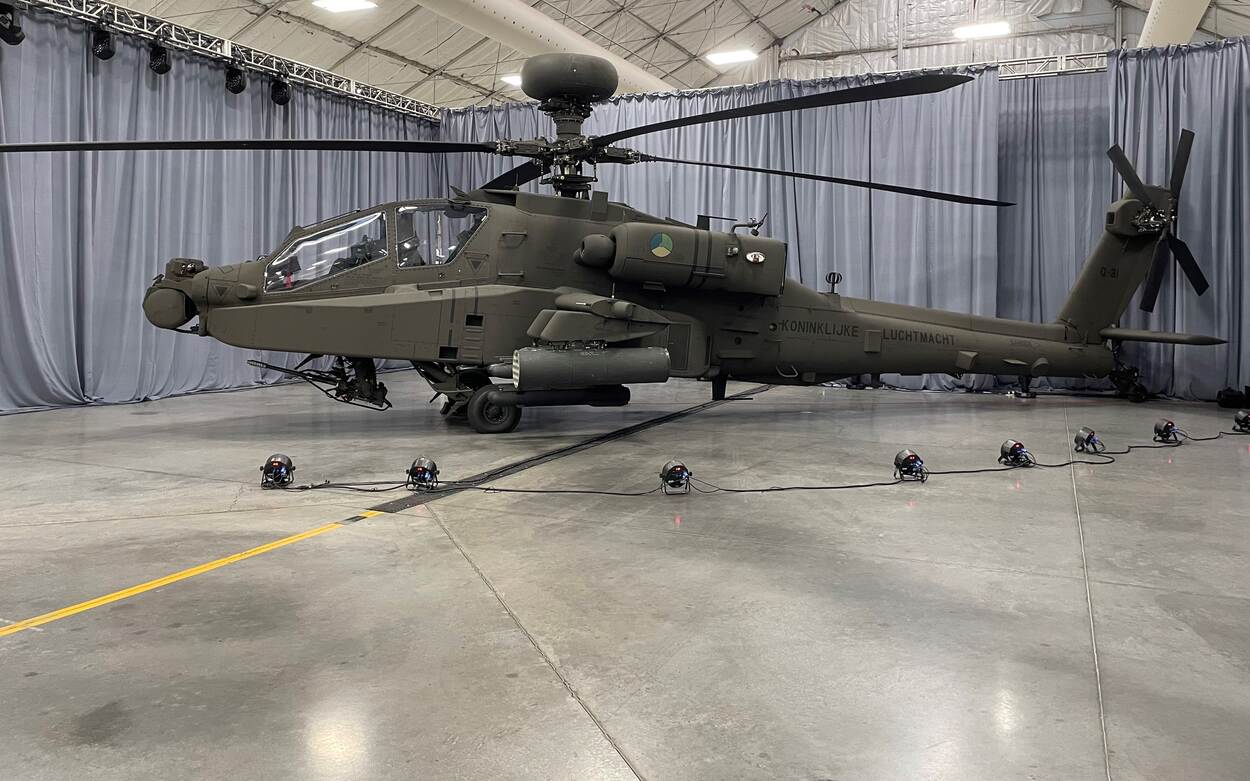 AH-64E tijdens de roll out ceremonie in de Verenigde Staten.