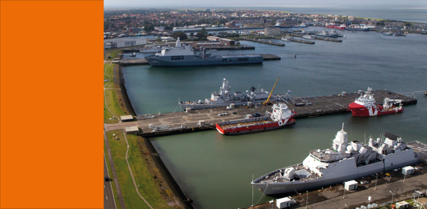 Een archieffoto van de marinehaven in Den Helder