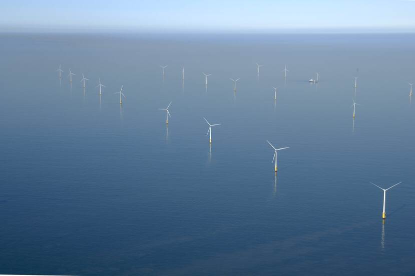 Windmolenpark op de Noordzee.