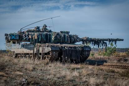 Een Nederlandse Leopard 2-tank in actie in Litouwen.