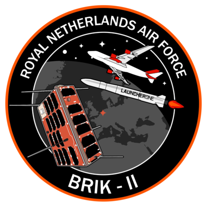 De bagde van de lancering van de BRIK-II.